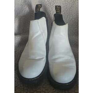 Dr. Martens Chelsea Boots white